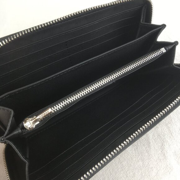 Coach x Peanuts Snoopy Wristlet Wallet - Picture 7 of 9